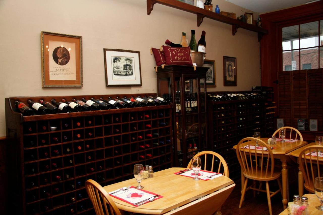 The Lafayette Inn & Restaurant Stanardsville Екстериор снимка