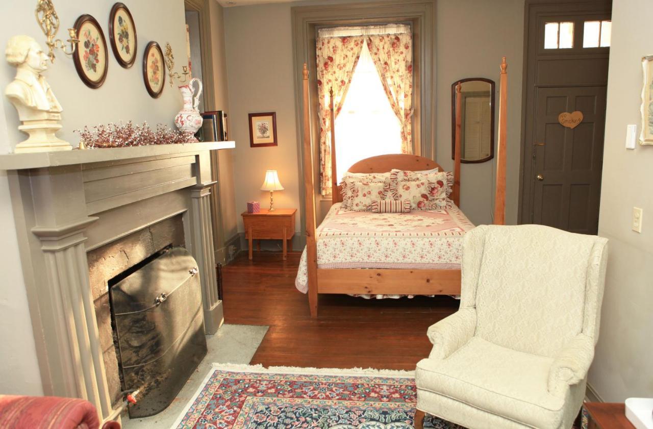 The Lafayette Inn & Restaurant Stanardsville Стая снимка