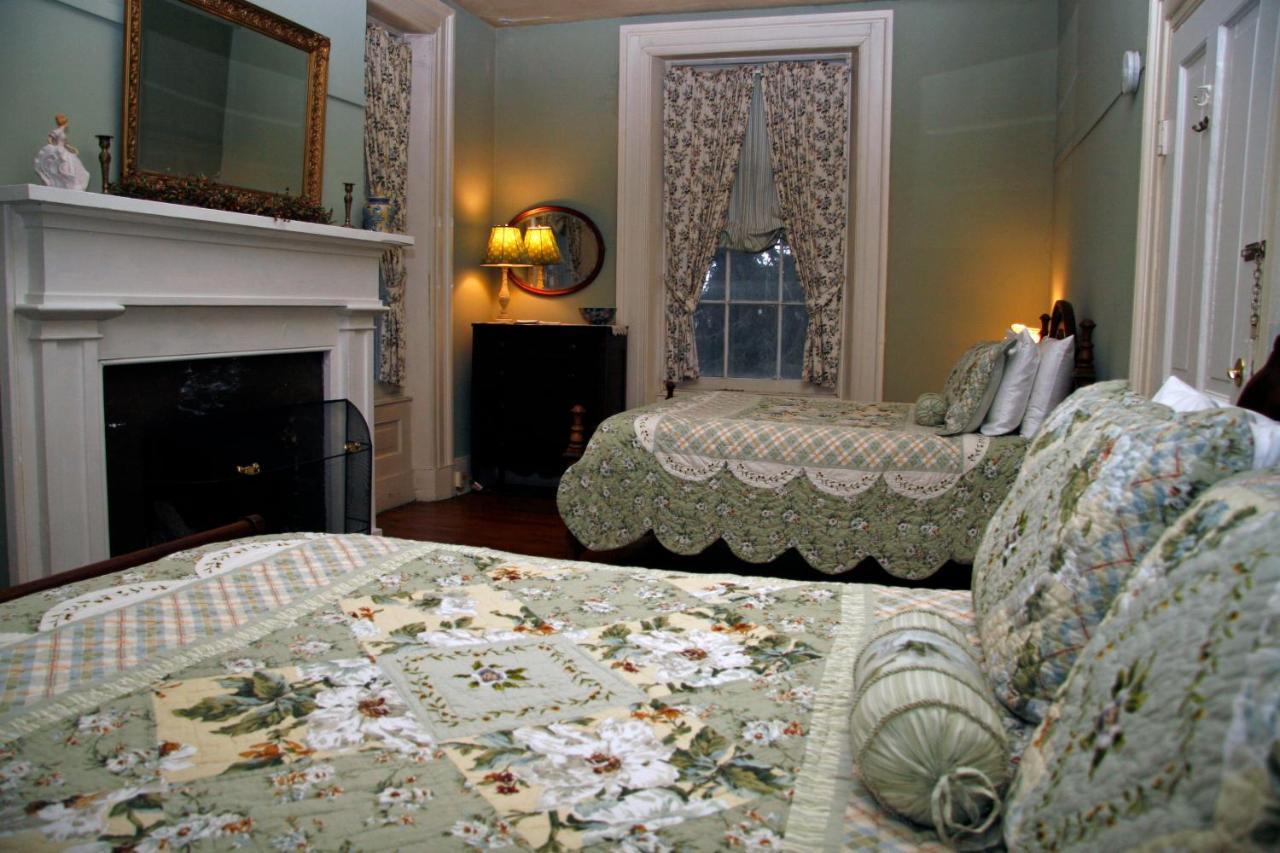 The Lafayette Inn & Restaurant Stanardsville Екстериор снимка